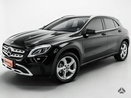 MERCEDES-BENZ GLA 200 1.6 CGI FLEX ADVANCE 7G-DCT MERCEDES-BENZ GLA 200 1.6 CGI FLEX ADVANCE 7G-DCT